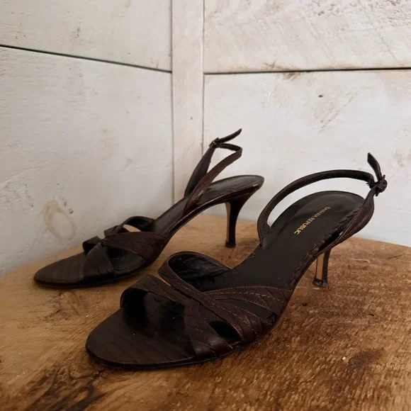 Banana Republic Dark Brown leather slingback kitten heels Strappy sandals CBK - Picture 3 of 9